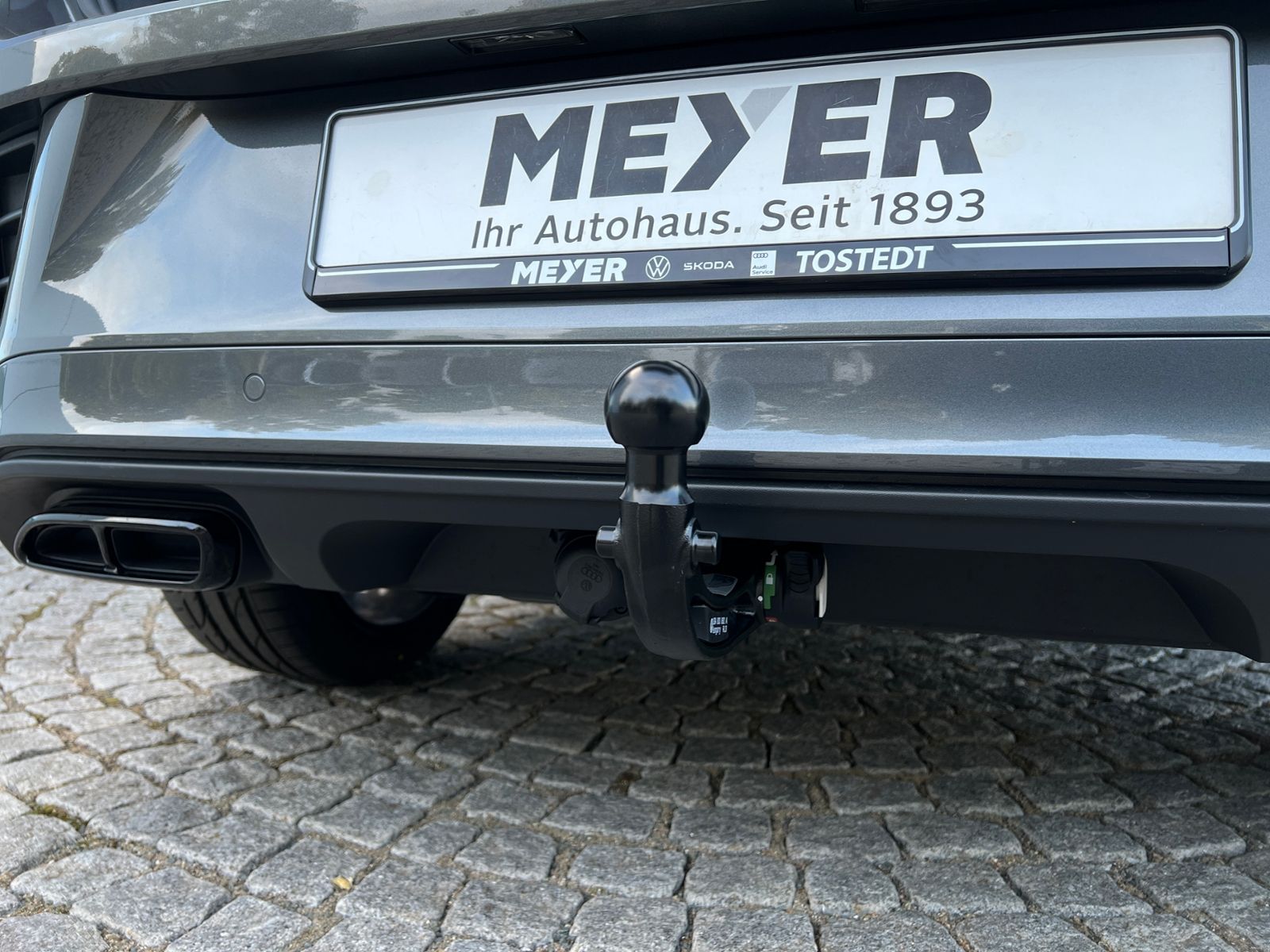 Fahrzeugabbildung Volkswagen T-Roc R-Line 2.0 TSI DSG 4MOTION *AHK, IQ.Light,