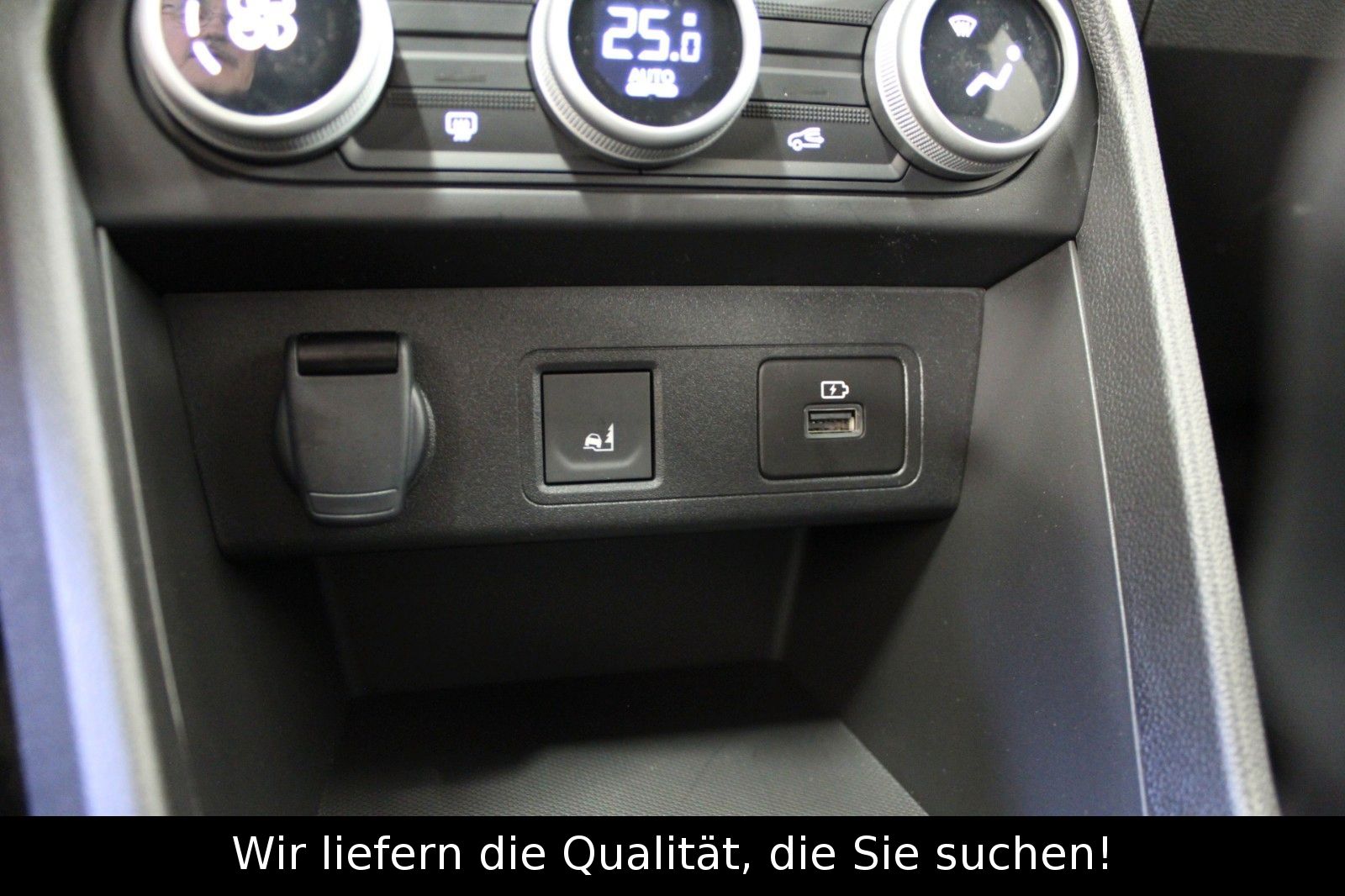 Fahrzeugabbildung Dacia Jogger TCe 110 Extreme+*7-Sitzer*