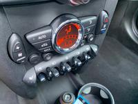 MINI Cooper Navi Sitzh Schiebed Einparkh Xenon 1A