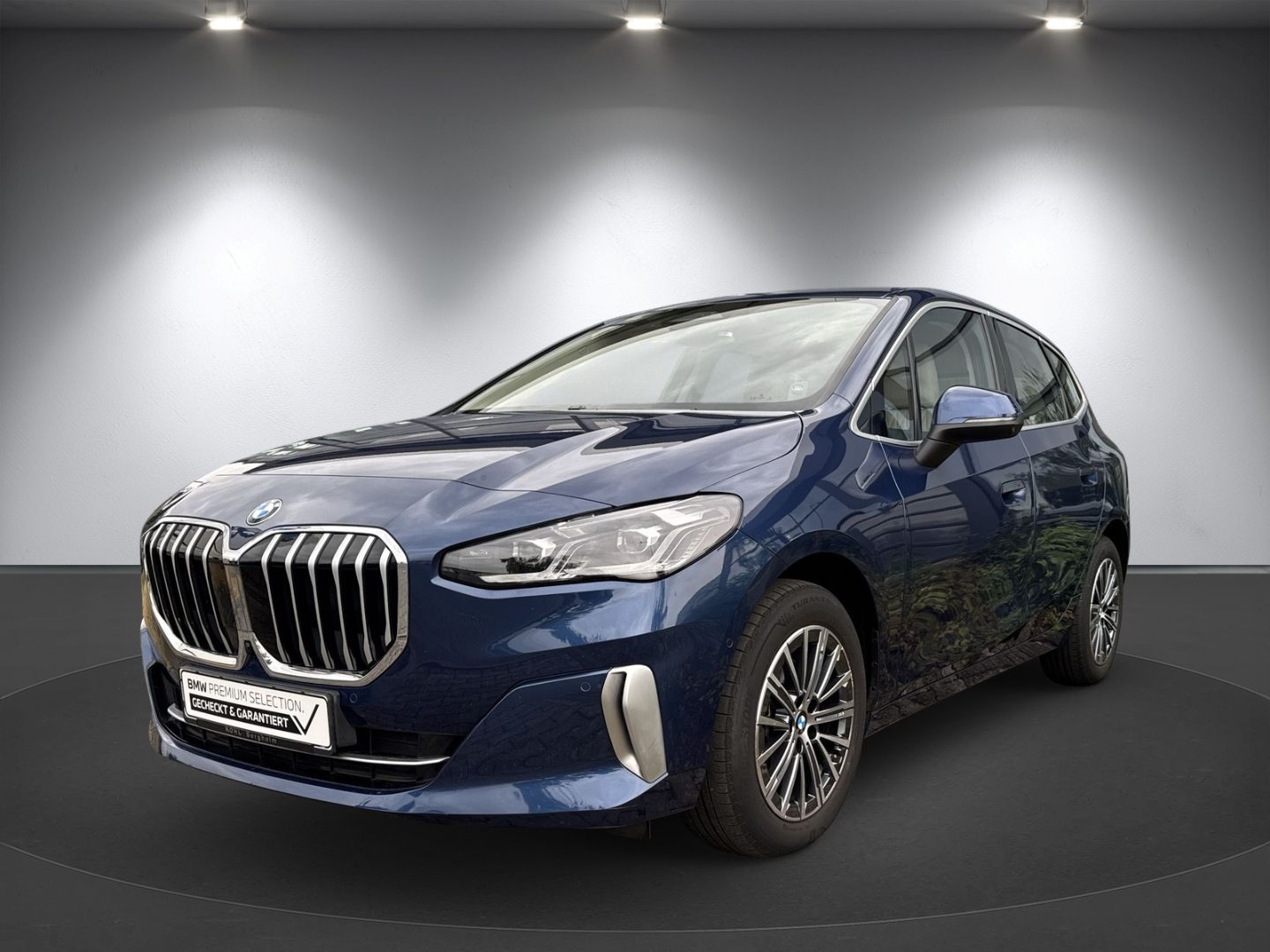 BMW 220 Active Tourer i Luxury Line Driving Assistan foto 2