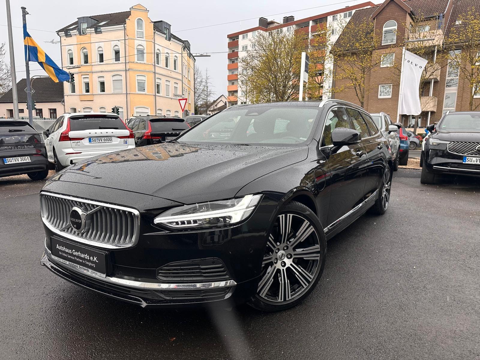 Volvo V90 T8 AWD Ultimate in L Range Pano,360°,HUD,20'