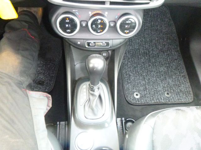 Fahrzeugabbildung Fiat 500X 1.3 GSE, Cross>AUT/Einparkhilfe/TEMP<