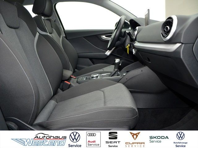 Fahrzeugabbildung Audi Q2 advanced 35 TFSI 110kW S tronic Matrix Pano