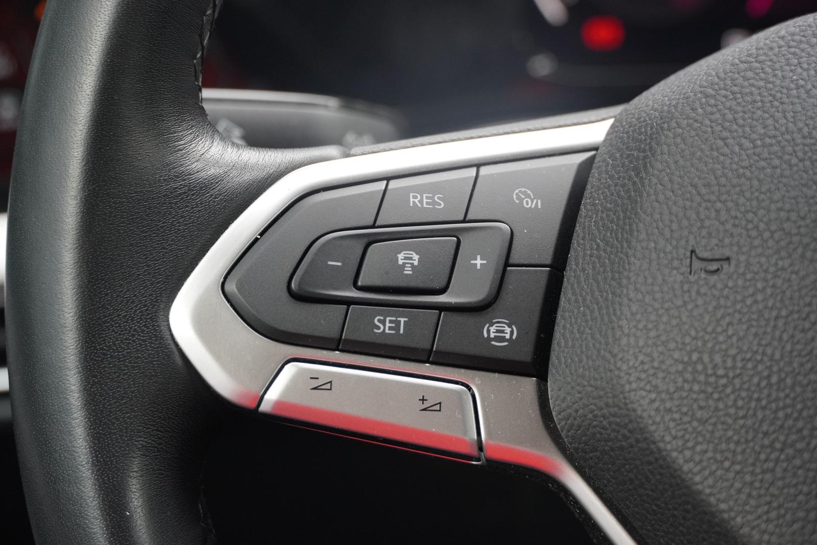 Volkswagen Golf VIII 1.5 TSI Life LED Navi PDC App-Connect, миниатюра 20