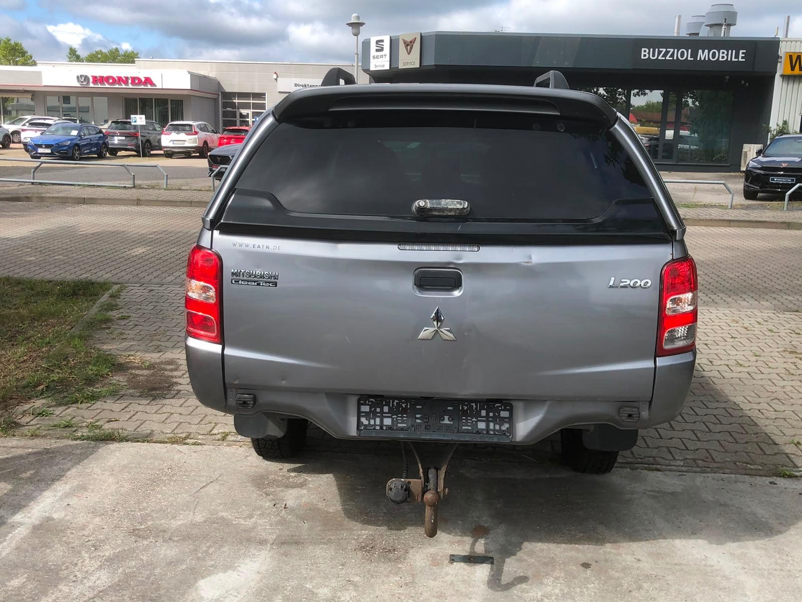 Mitsubishi L200 Basis Doppelkabine 4WD