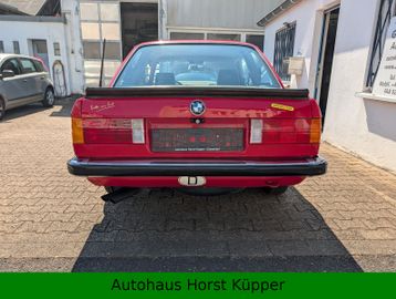 BMW 320 - 8
