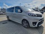 Toyota Proace Verso Lang Autom. 8 Sitze Navi SH Kamera  - Toyota Proace (Verso) in Leipzig