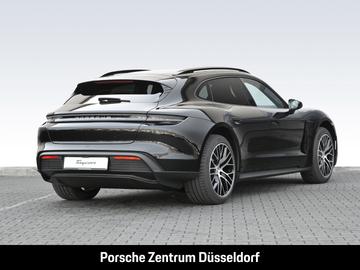 صورة 3 لـ 2025 Porsche TAYCAN
