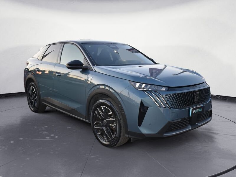 Peugeot 3008 Hybrid 145 Allure e-DCS 6 imagem 3