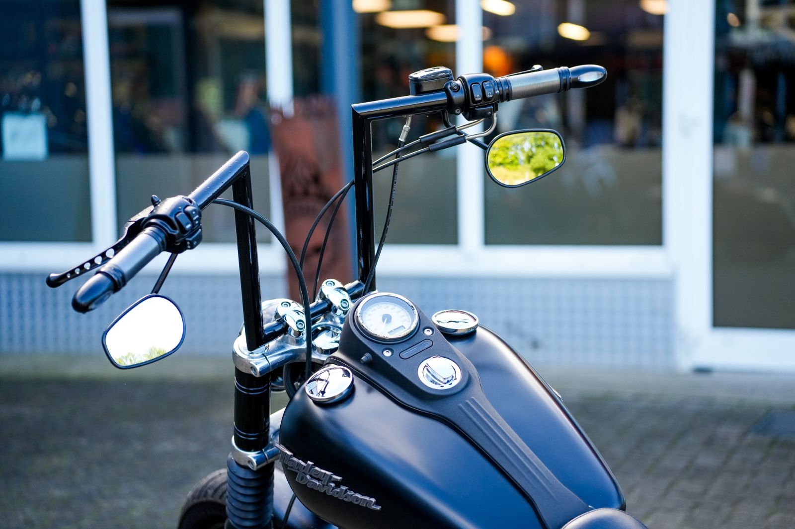 Fahrzeugabbildung Harley-Davidson FXDB Dyna Street Bob Twin Cam 96- Kesstech - Ape