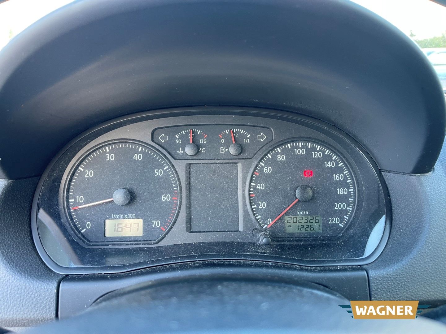 Fahrzeugabbildung Volkswagen Polo IV Trendline Servolenkung
