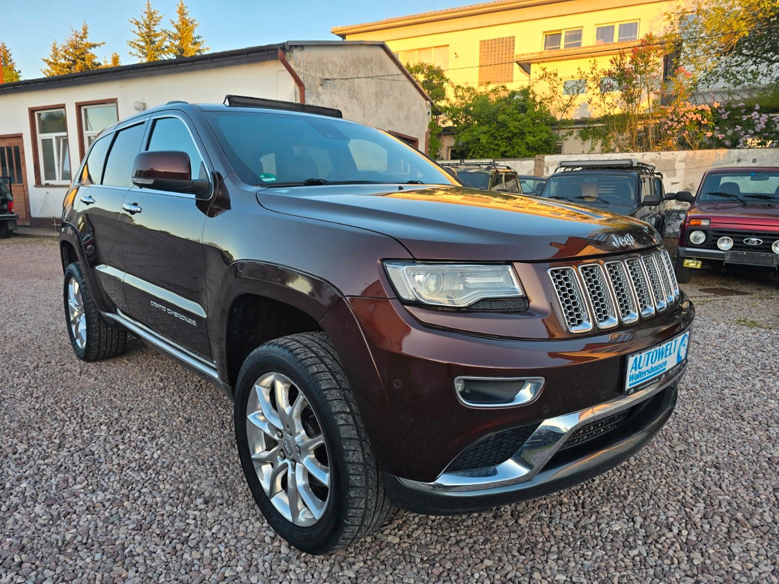 Jeep Grand Cherokee 3.0 CRD Summit*Klima*AHK*Navi*4x4