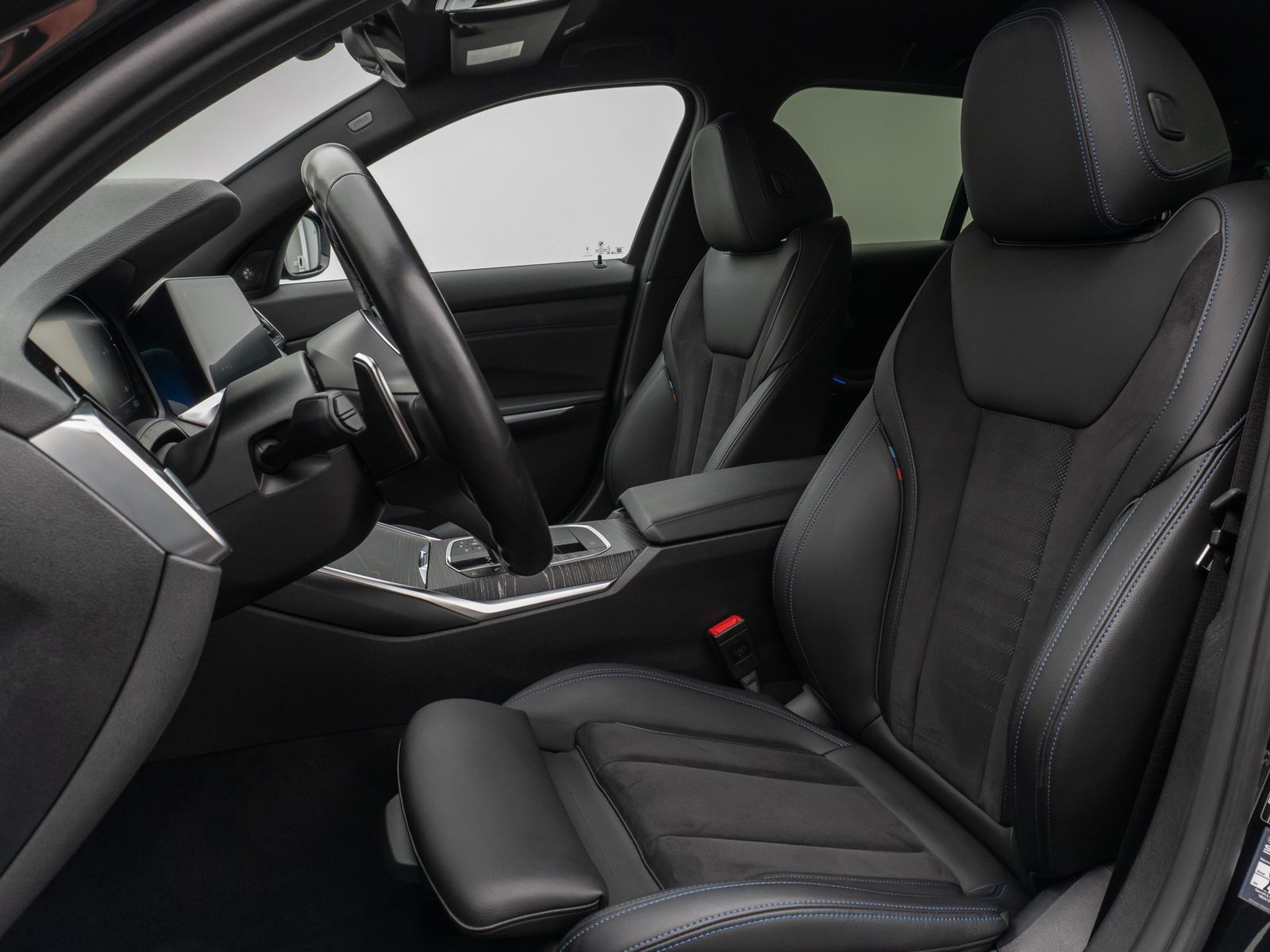 Fahrzeugabbildung BMW 320d  M Sport Laser Kamera DAB H/K Komfort Alarm