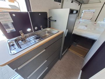 HYMER  ERIBA  HYMERCAR Redwood 601 Trail LED Lithium AHK 