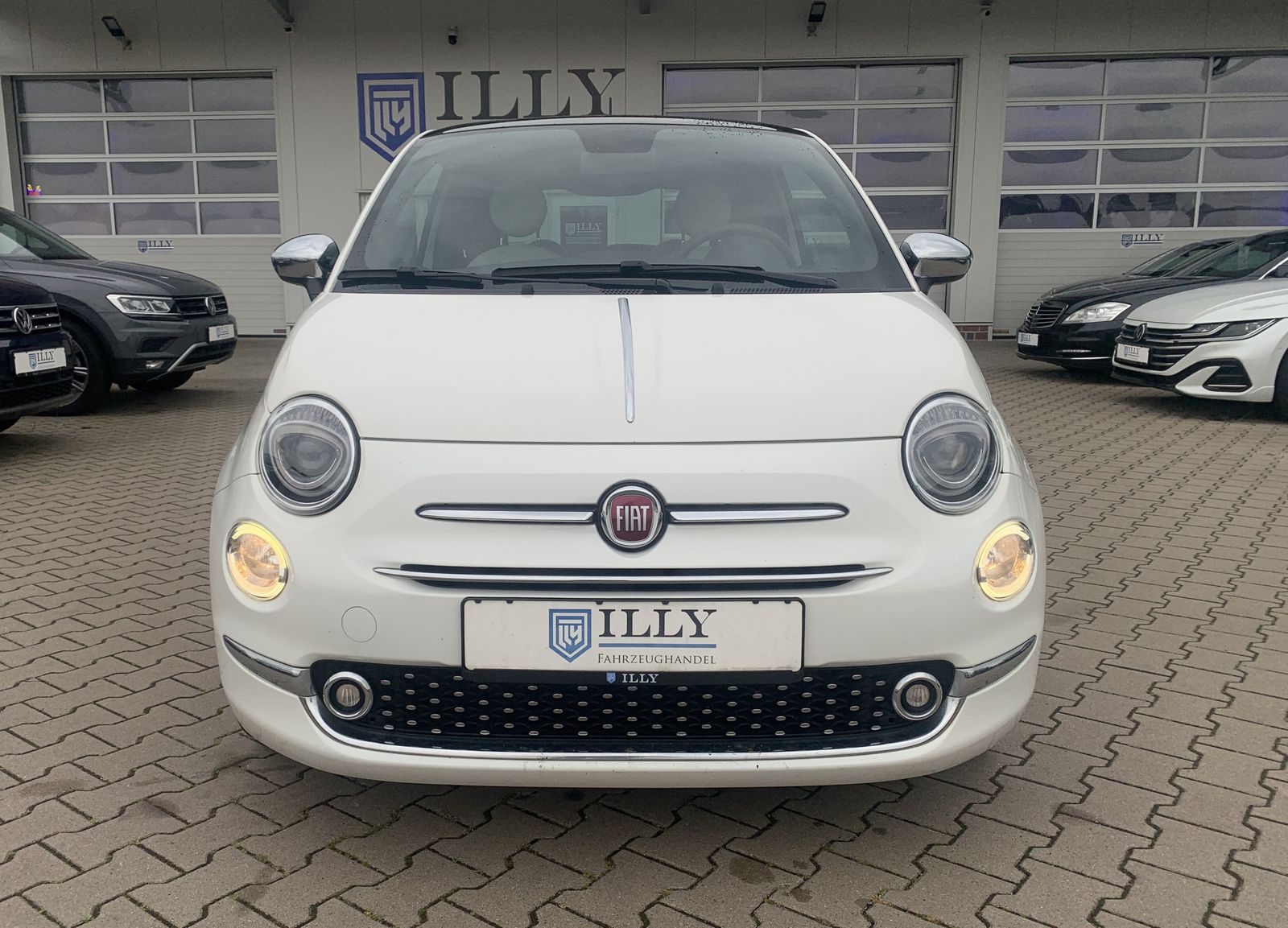 Fahrzeugabbildung Fiat 500 1.2*Star*Leder*CarPlay*SHZ*PDC*Navi*Temp*