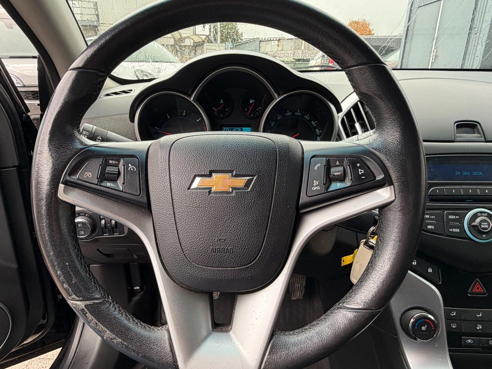 Chevrolet Cruze 2013 — photo 11
