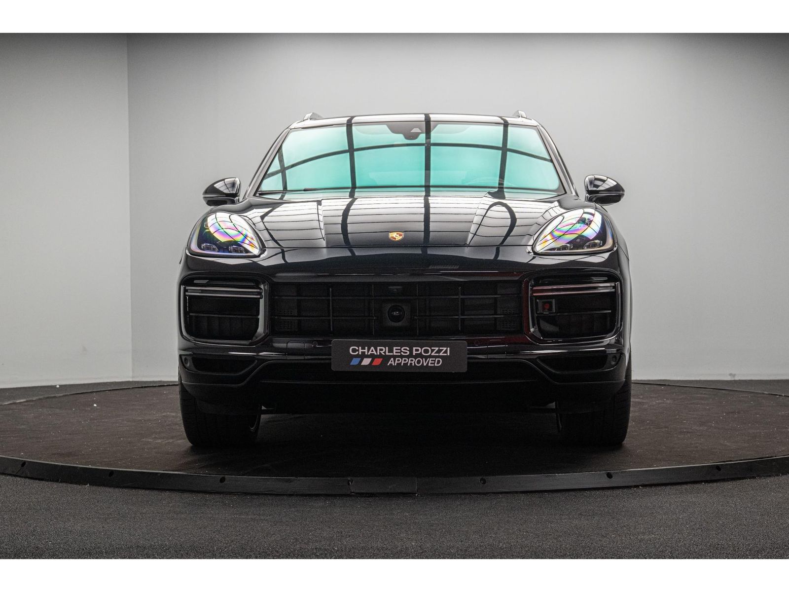 Porsche Cayenne TURBO S E-HYBRID  - 4.0 V8 680 C imagem 2