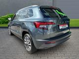 Skoda Karoq Clever 1.5 TSI ACT+Anhängerkupplung+Klimaa - mit Benzin-Antrieb: Geländewagen, Automatik, Anhängerkupplung
