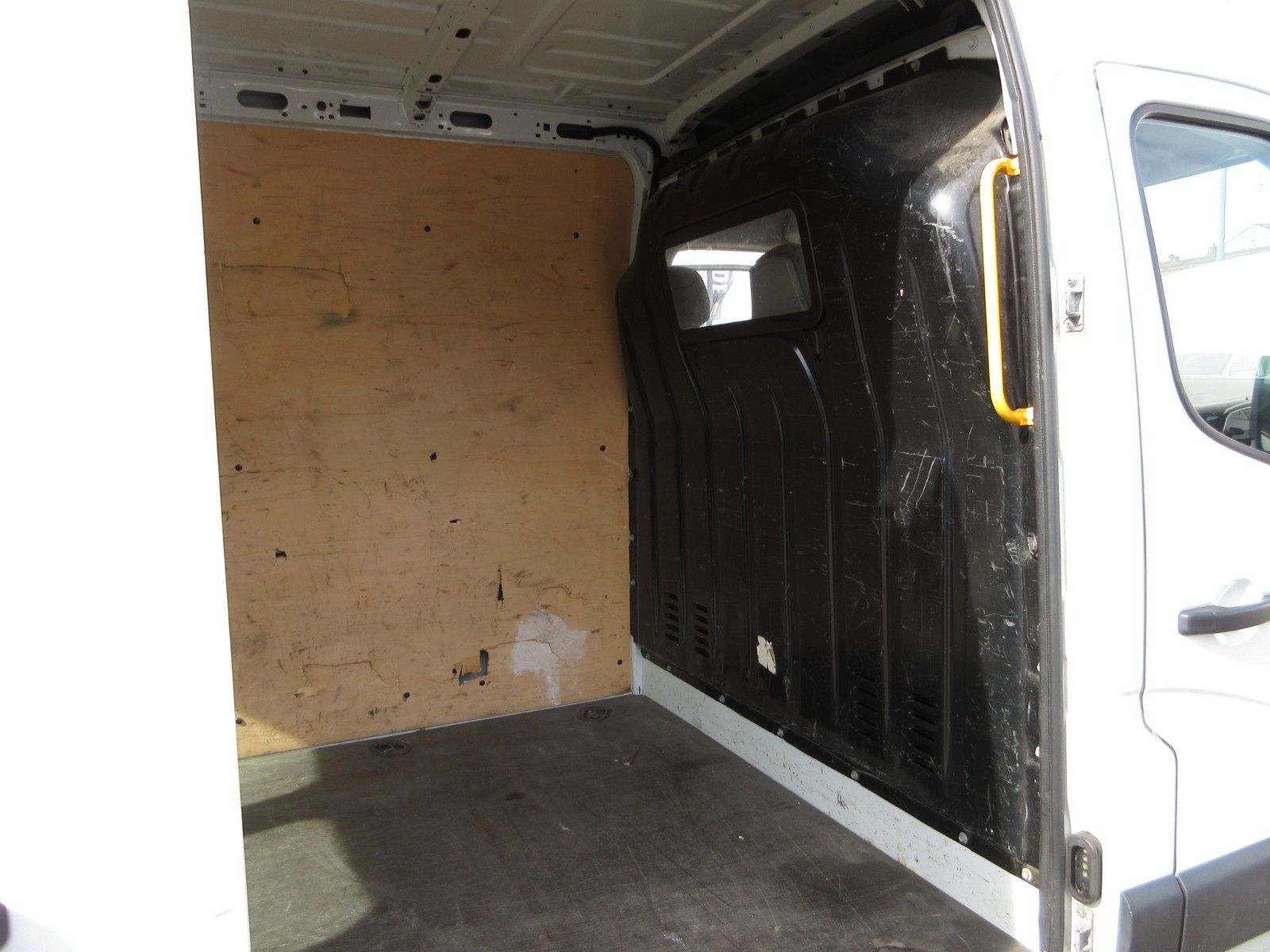Fahrzeugabbildung Opel Movano L2H2 Kasten 2.3D 100KW  3,5t  6-Gang PDC