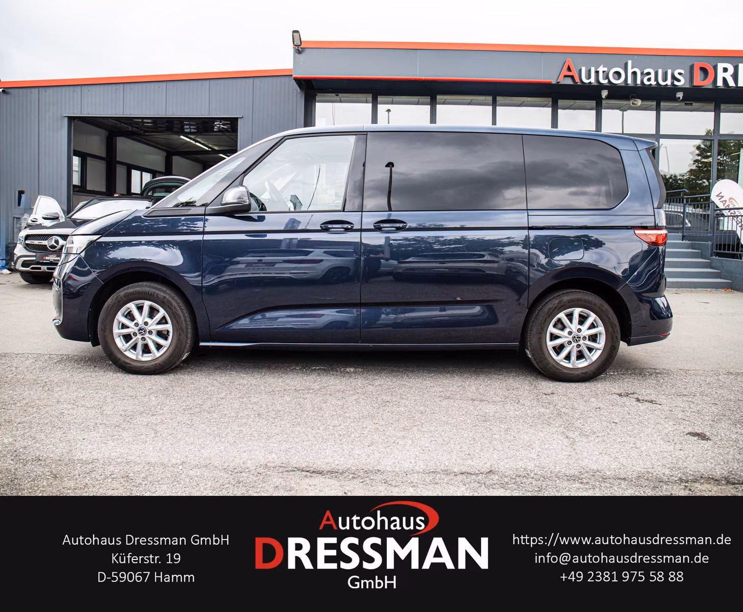 Volkswagen T7 Multivan 1.5 TSI Life PANO NAVI RFK STANDHZG
