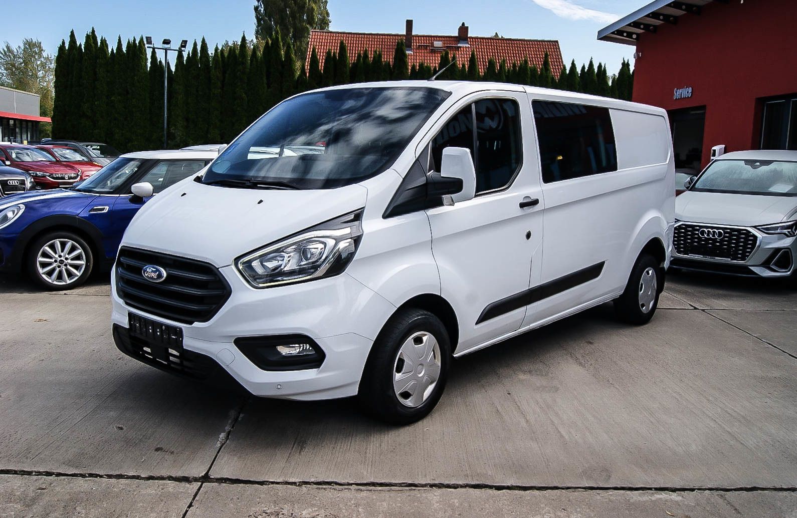 Fahrzeugabbildung Ford Transit Custom 2.0 MIXTO 300 6-SITZER KLIMA PDC