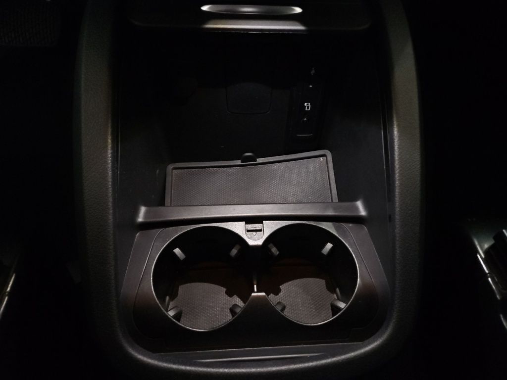 Fahrzeugabbildung Mercedes-Benz V 250 ED lang 4x4 Nav AHK PTS RFK 2 Schiebetüren