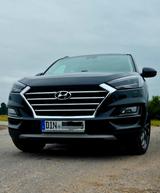 Hyundai TUCSON 2.0 CRDi 4WD Premium LED 360°Kamera VOLL - Hyundai TUCSON Gebrauchtwagen in Duisburg