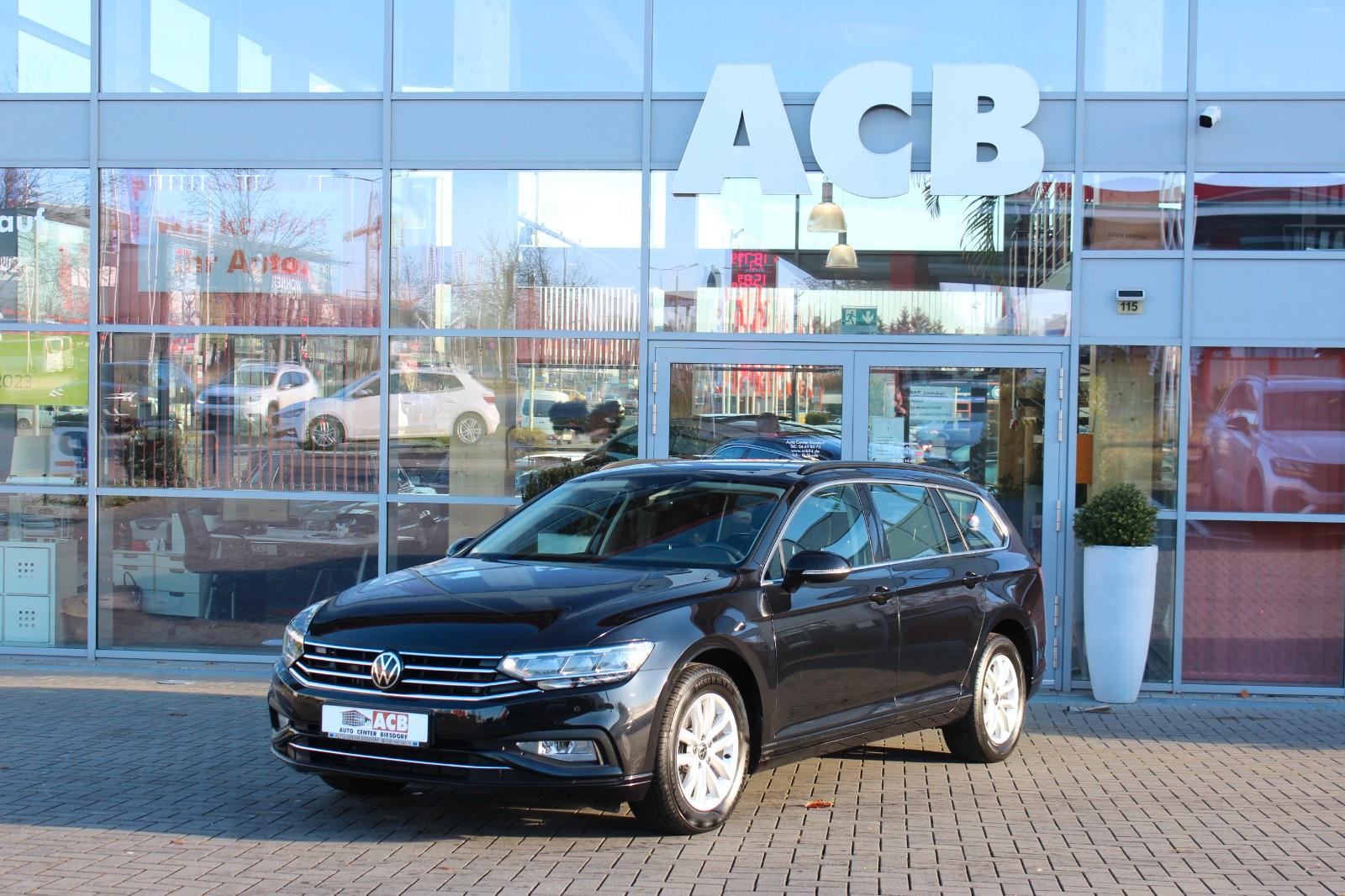 Volkswagen Passat Var. TDI LED ACC Digital AHK Rollo´s RFK