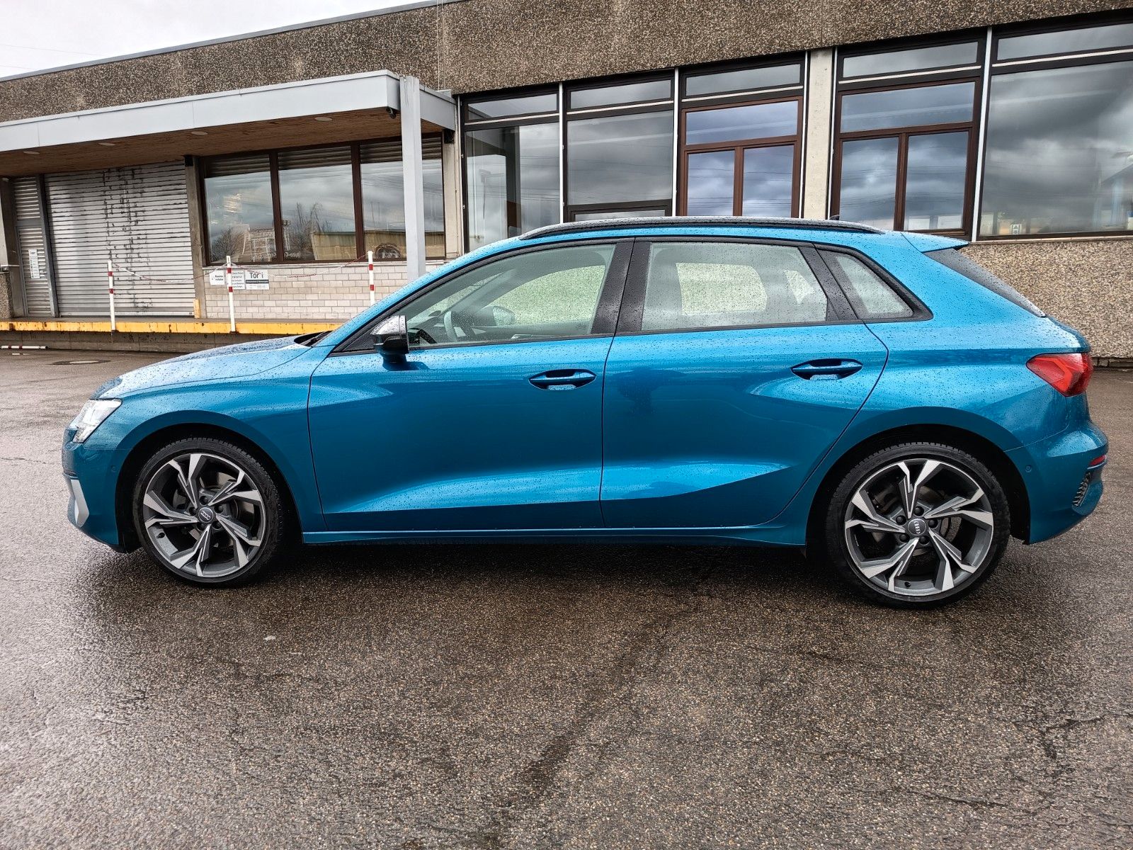 Audi A3 Sportback 30 TDI advanced foto 8