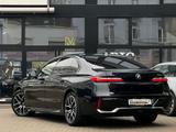 BMW 740d xDrive M Sport SkyPano DA/PA Prof Standhz. - BMW 740: D