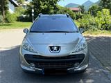 Peugeot 207 SW Escapade Pano-Dach Tüv Neu - Peugeot 207 mit Diesel-Antrieb