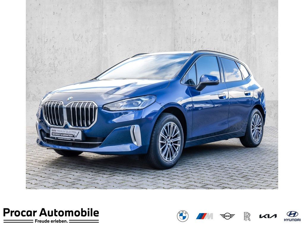 BMW 220i ActiveTourer LuxuryLine Pano AHK HK