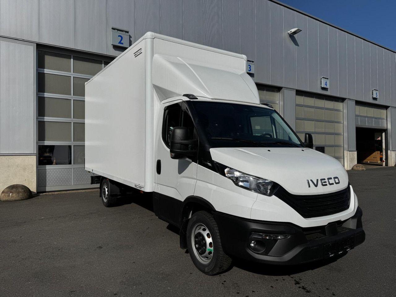 Iveco Daily Spier Trockenfrachtkoffer 35S16HA8/P