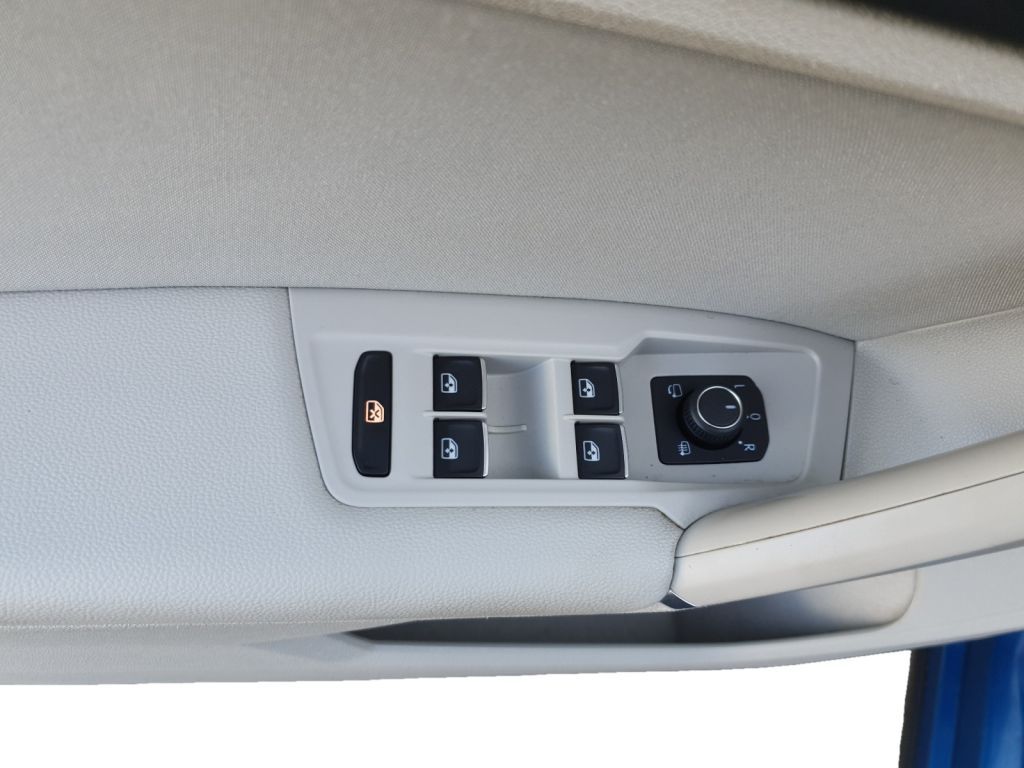 Fahrzeugabbildung Volkswagen Tiguan 1.4 TSI 4M Highline AHZV,Navi,LED,ACC,SH