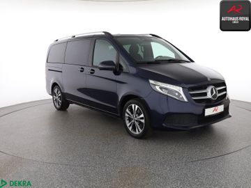 Mercedes V 220 - 7