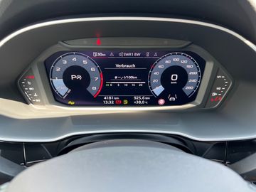 Audi Q3 - 6
