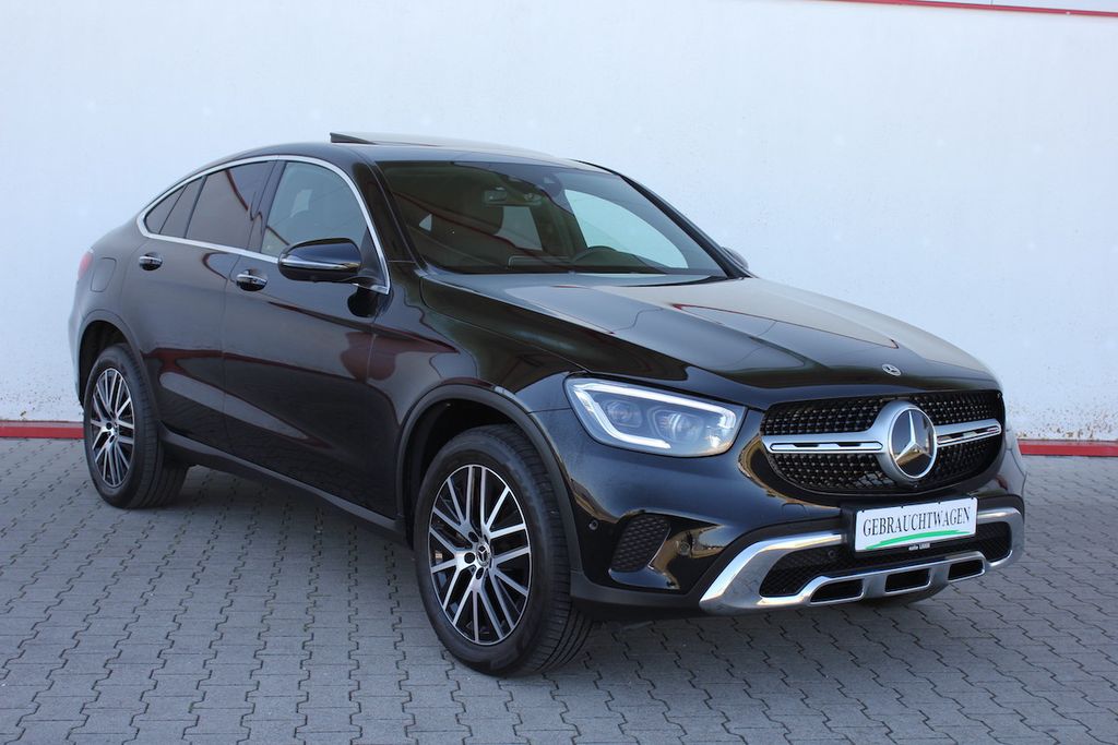 Image of Mercedes-Benz GLC 300