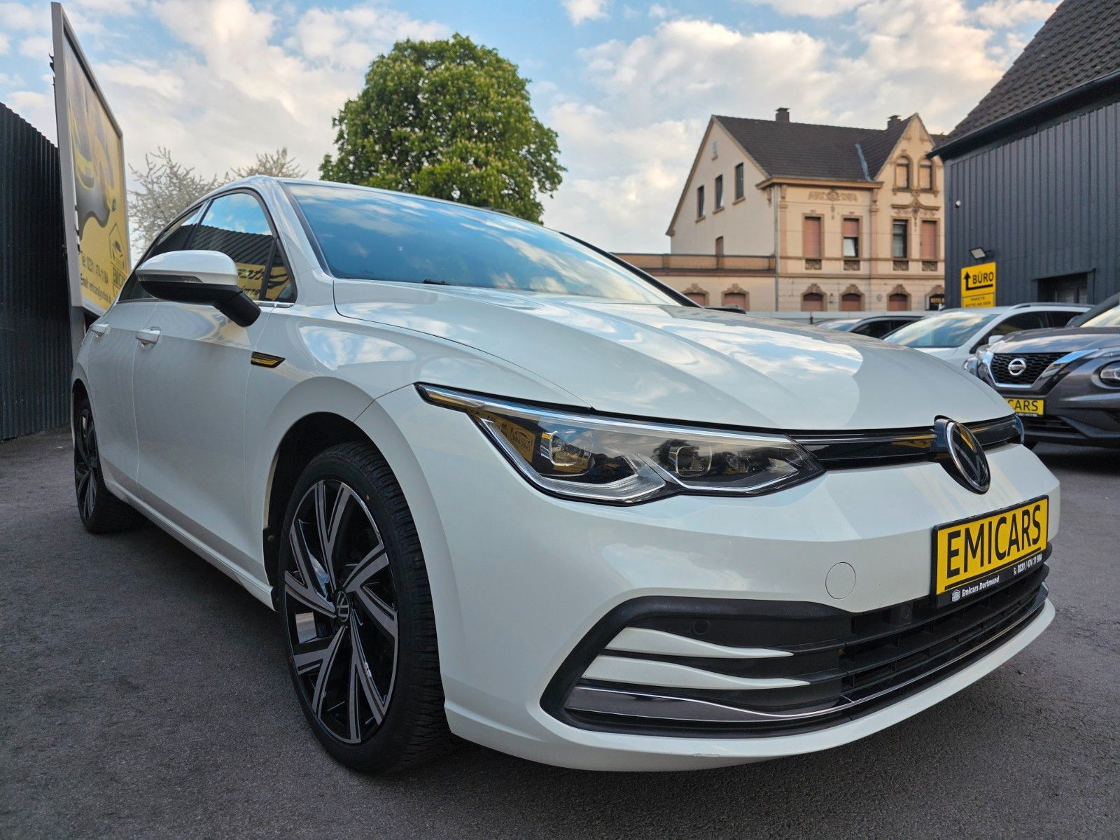 Volkswagen GOLF VIII 8  LIM. STYLE eTSI SPORT NAVI KAMERA imagem 3