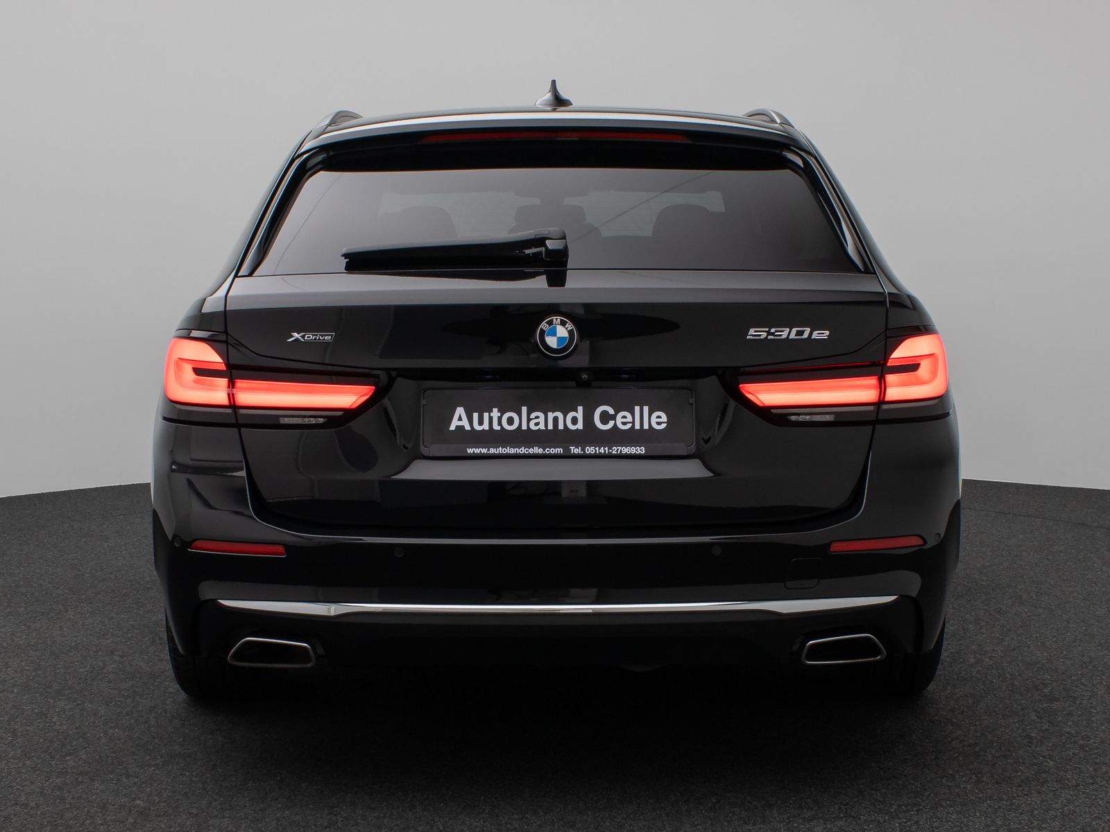 Fahrzeugabbildung BMW 530e xD LuxuryLine 360°Laser HUD DAB H/K ACC AHK