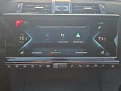 Fahrzeugabbildung DS Automobiles DS 7 Crossback E-Tense 225 Performance Line