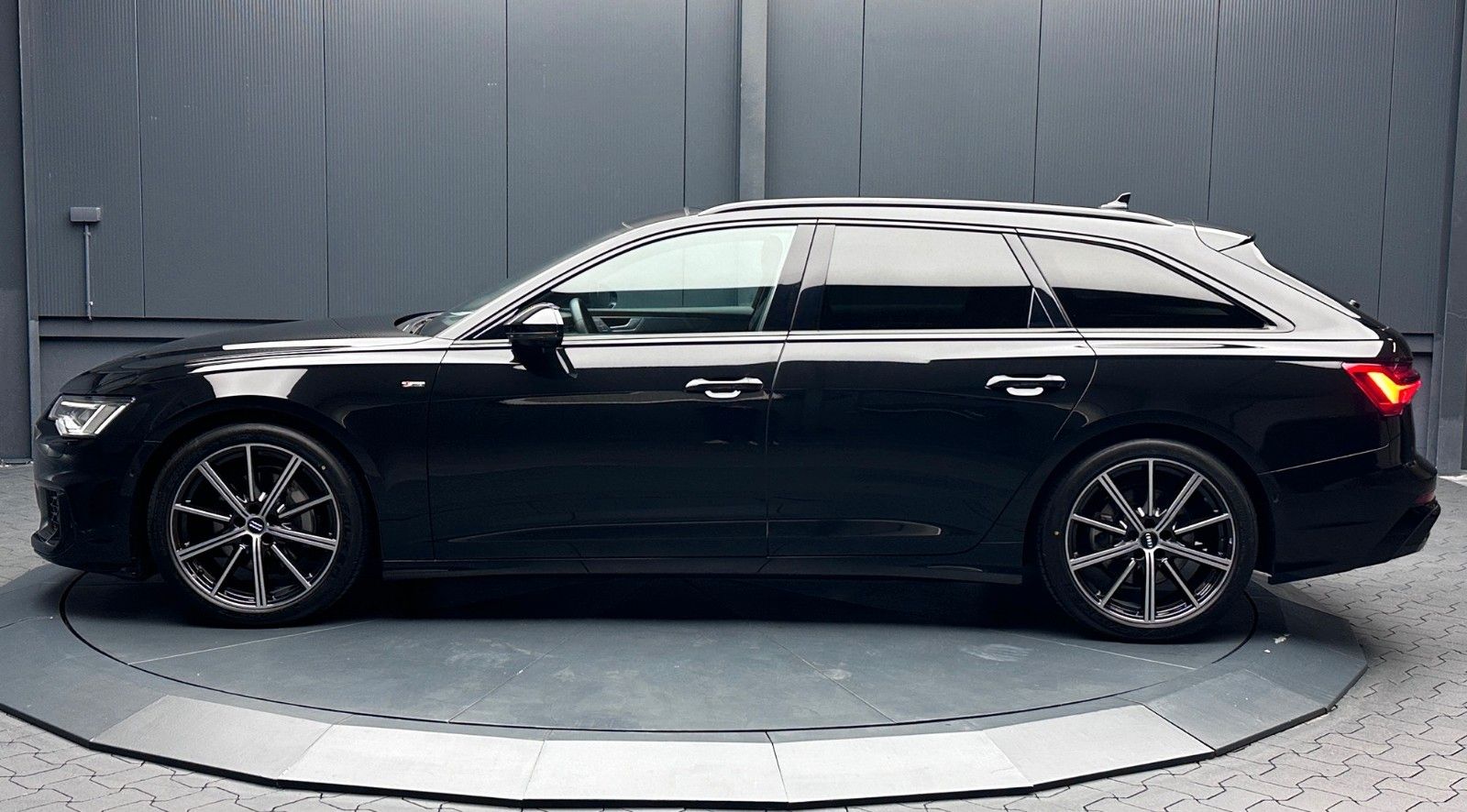 Audi A6 Avant 45 TDI quattro S-Line PANORAMA Optik-P foto 2