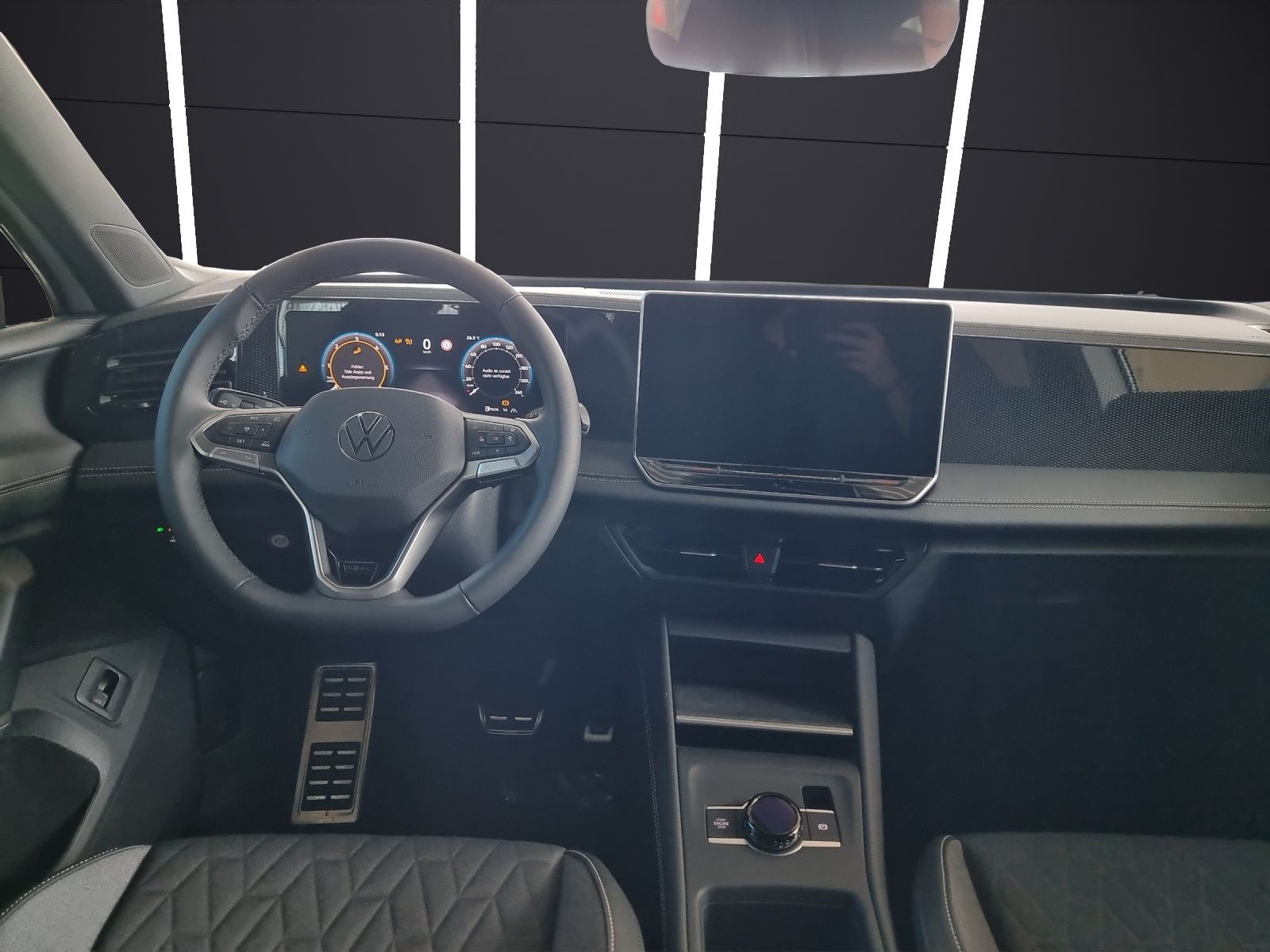 Fahrzeugabbildung Volkswagen Tiguan TDI Life GOAL DSG Plus LED AHK NAVI