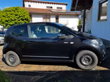 Volkswagen up! 1.0 75PS Black Edition | 8-fach bereift - Gebrauchtwagen bis 3.500 Euro