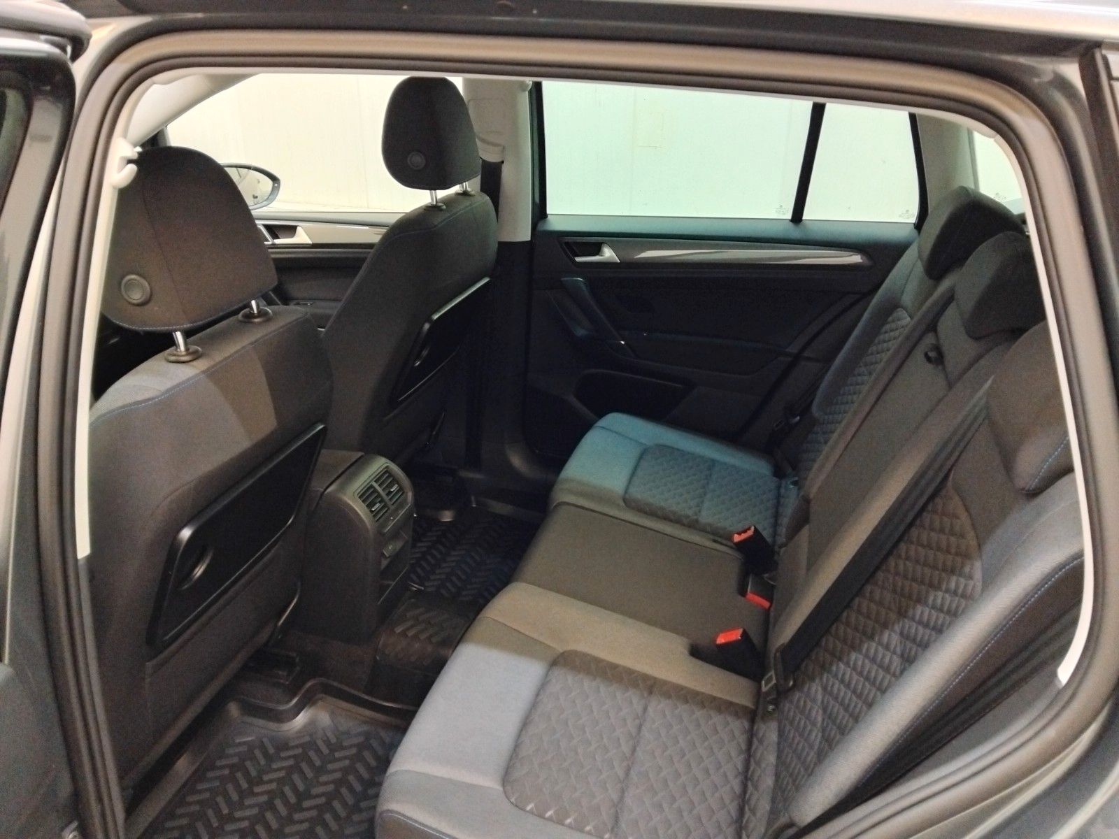 Vw Golf Sportsvan (06/2026, Benzin)
