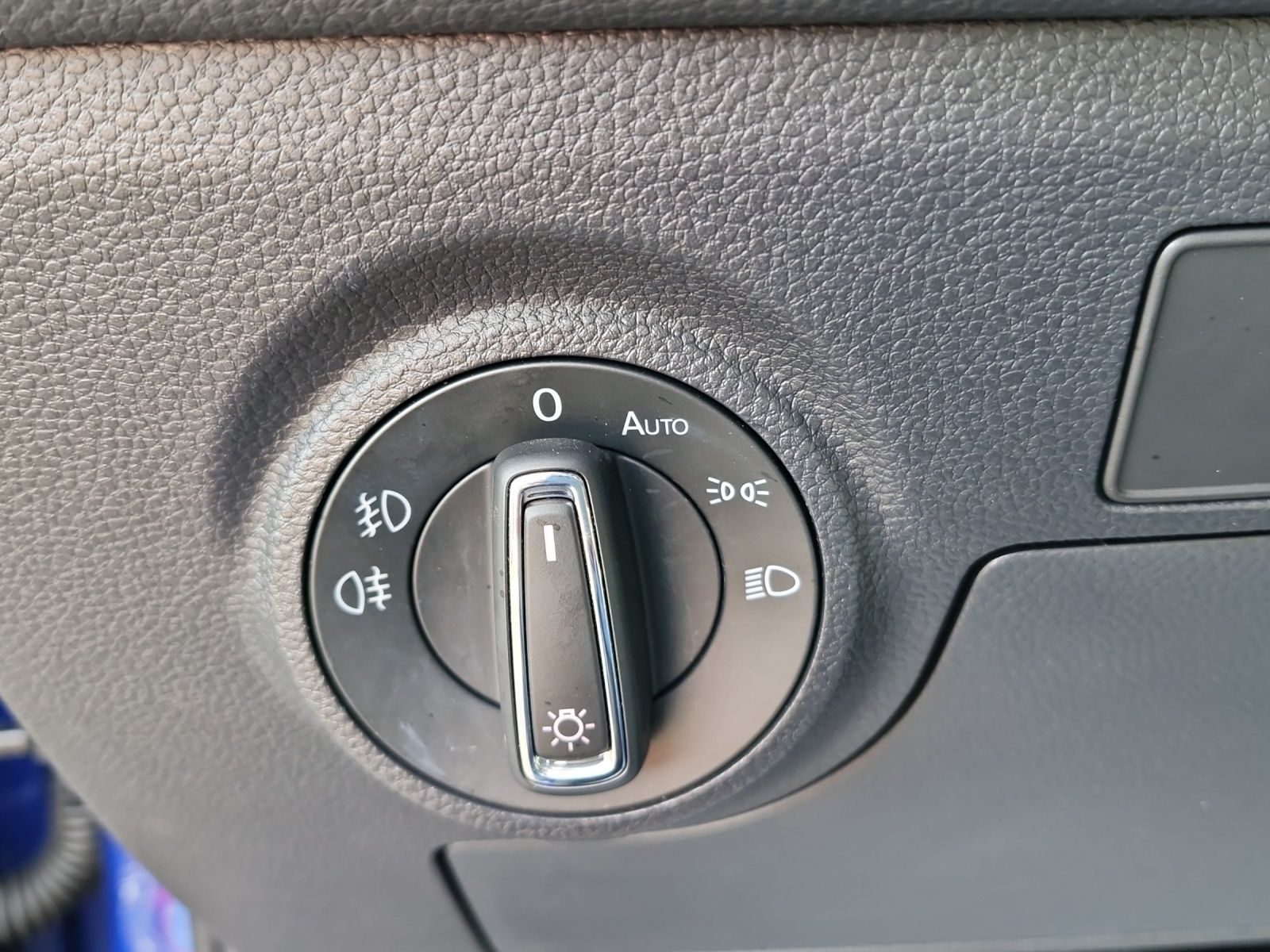 Fahrzeugabbildung SEAT Arona 1.0 TSI FR DSG BEATS NAVI RFK