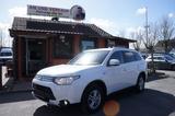 Mitsubishi Outlander PHEV Plus 4WD*Navi*Klima*Automatik* - gebrauchte Mitsubishi Outlander aus dem Jahr 2015