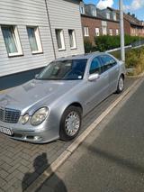 Mercedes-Benz Mercedes E240 Elegance - Mercedes-Benz E 240 in Essen