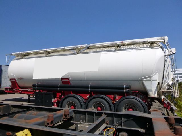 Spitzer SK 2740 CAL, Kippsilo 40 cbm