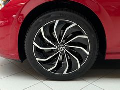 VW Golf VIII|SHZ|LHZ|LED|AHK|Massage|Kamera|Navi