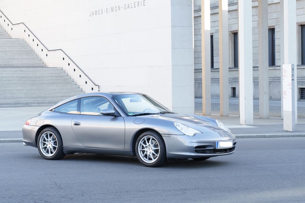 Porsche 996